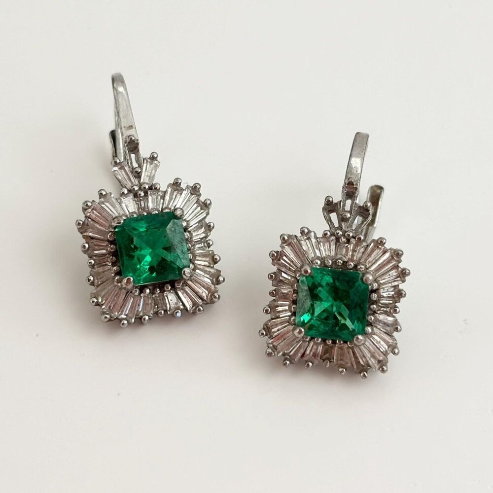 Art Deco Style Vintage Green CZ Sterling Silver Vintage Earrings - Picture 1 of 10